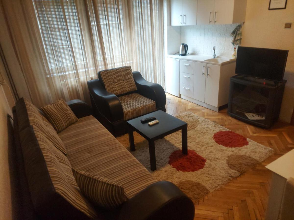 Apartment Perla Pristina Eksteriør bilde