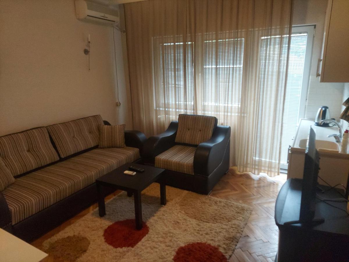 Apartment Perla Pristina Eksteriør bilde