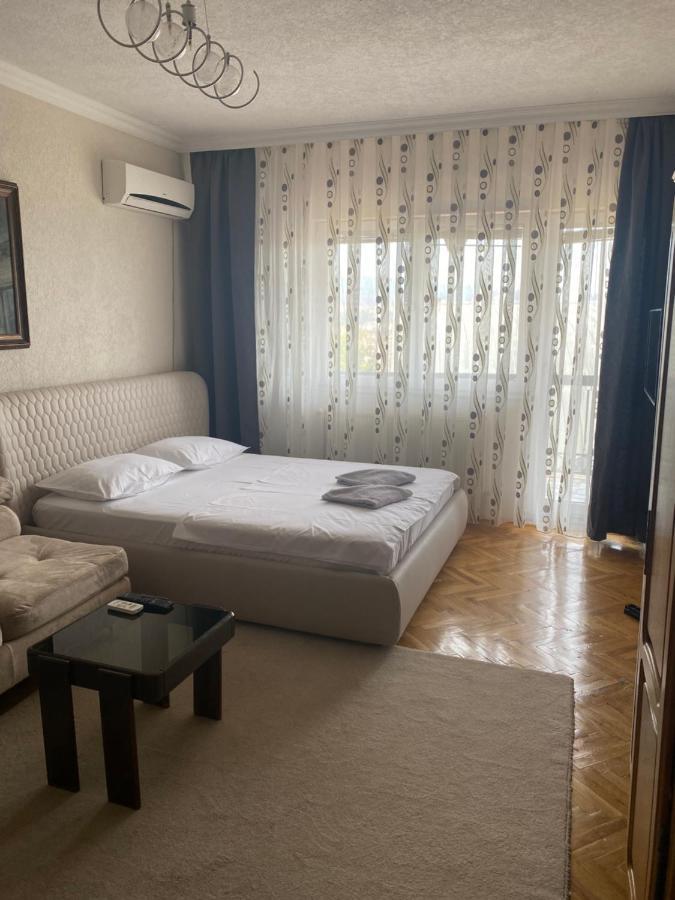 Apartment Perla Pristina Eksteriør bilde