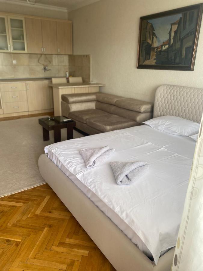 Apartment Perla Pristina Eksteriør bilde