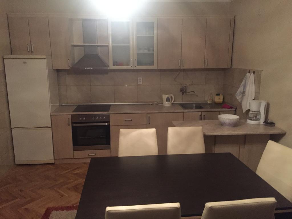 Apartment Perla Pristina Eksteriør bilde